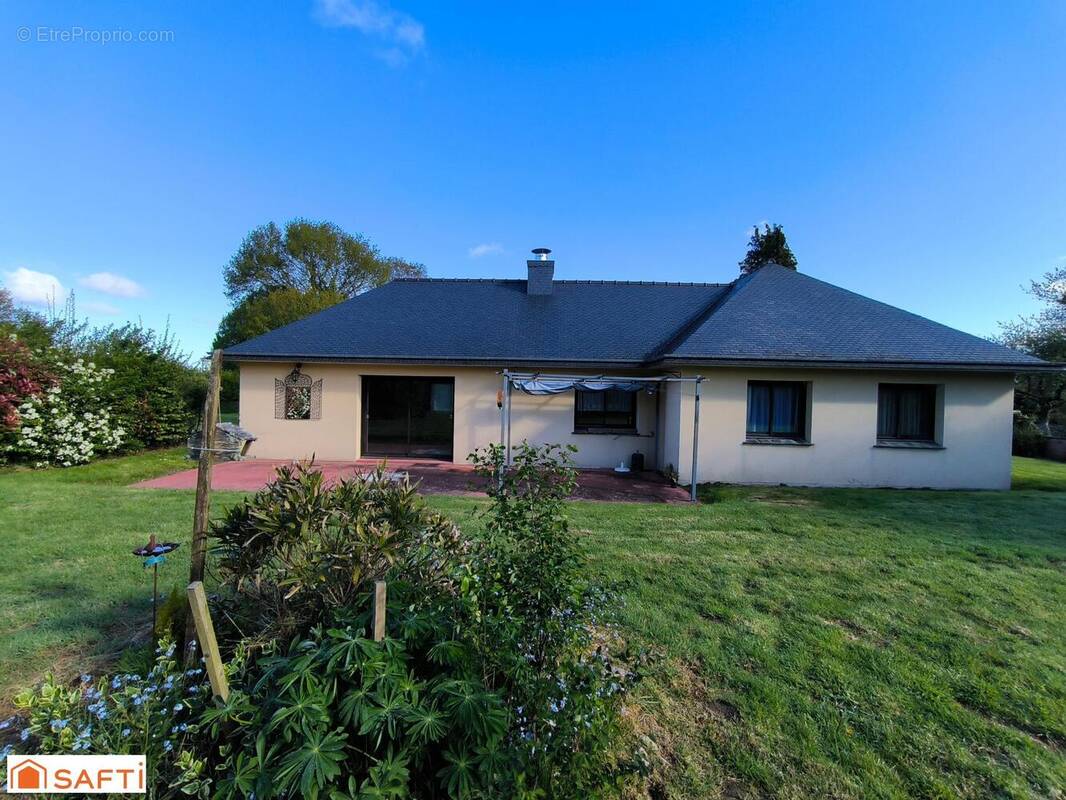 Photo 1 - Maison à LANVELLEC