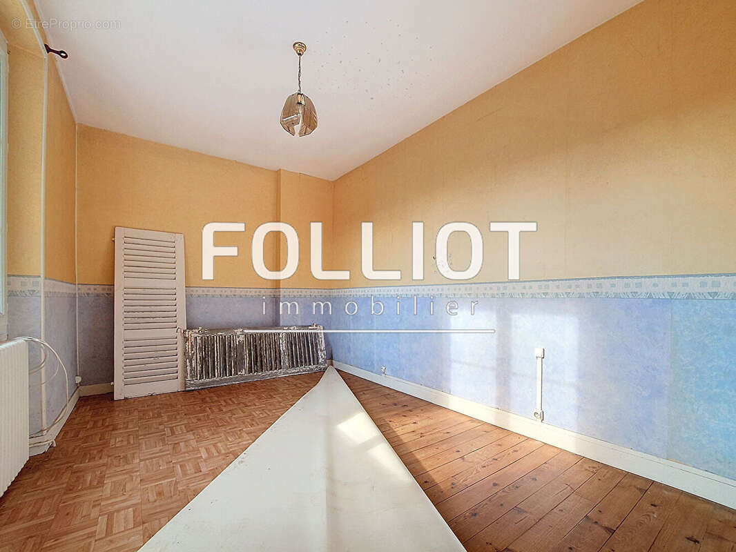 Maison à LA HAYE-DU-PUITS