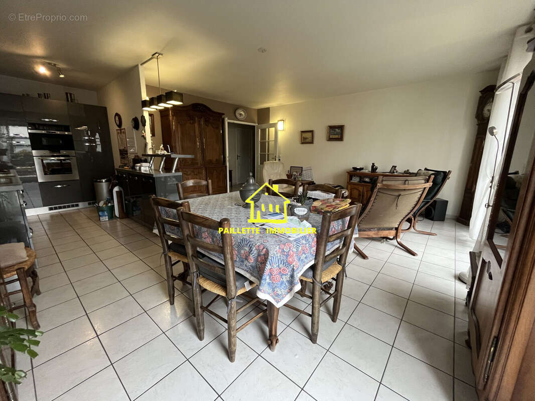 Appartement à SAINT-ROMAIN-DE-COLBOSC