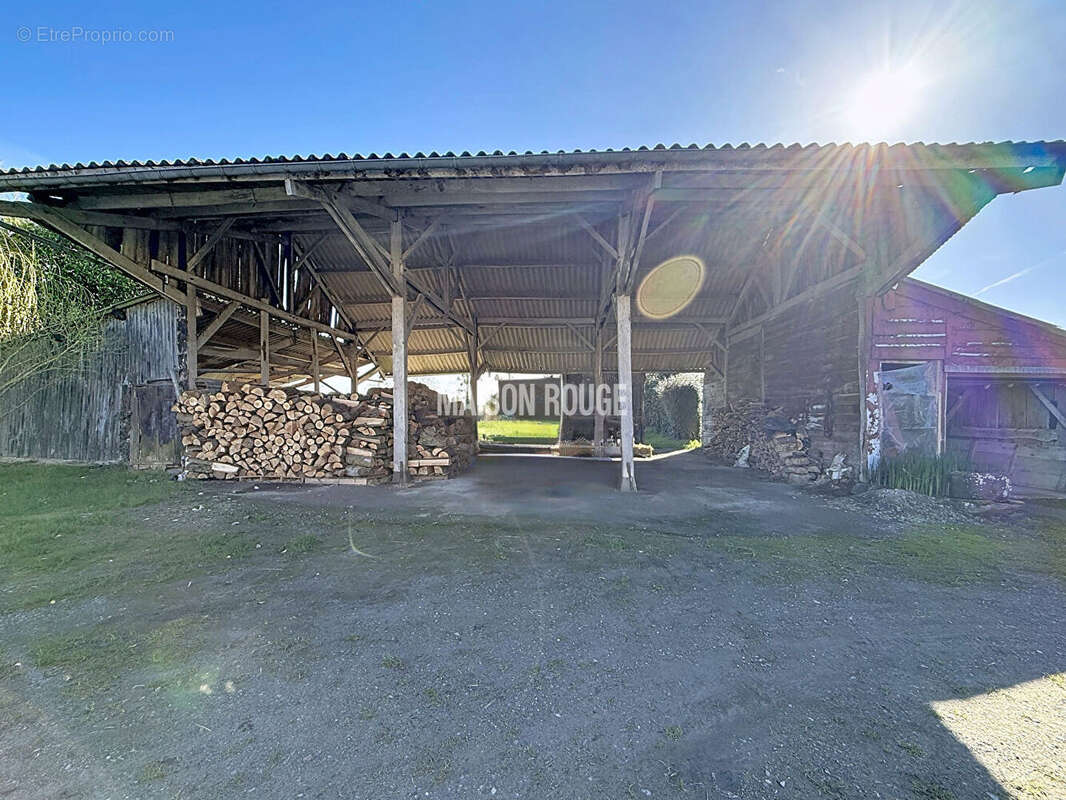 Ancien corps de ferme  en pierres proche baie du Mont St Michel - photo 21