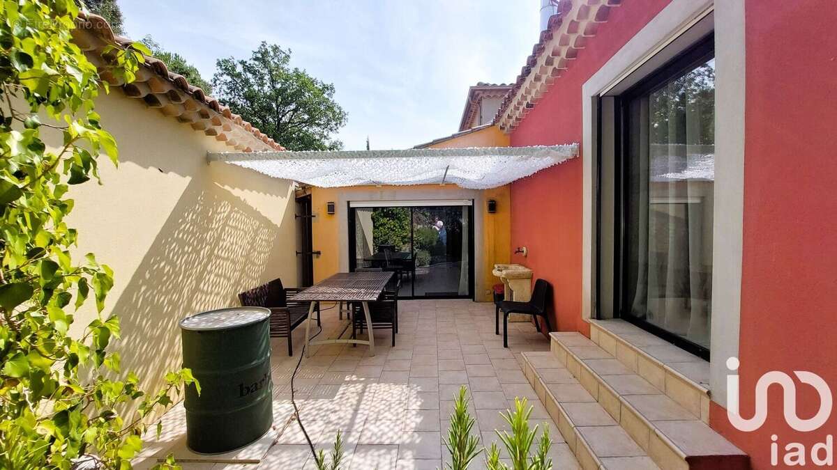 Photo 9 - Maison à ALBA-LA-ROMAINE