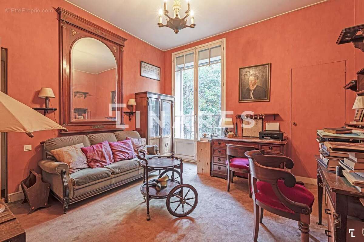 Appartement à MARSEILLE-8E