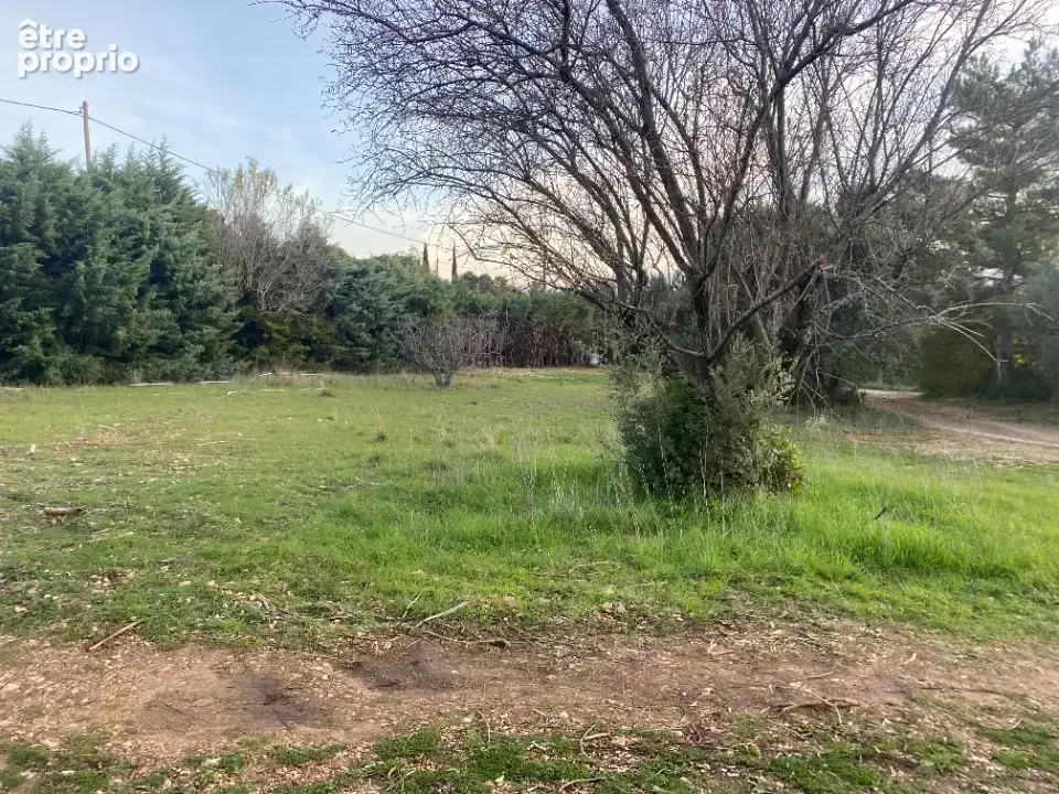 Terrain 1 150 m² à vendre à Cucuron (84160) - photo 3