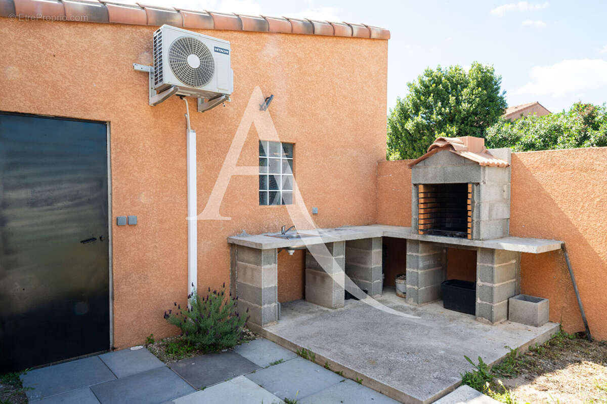 Maison à VILLENEUVE-MINERVOIS