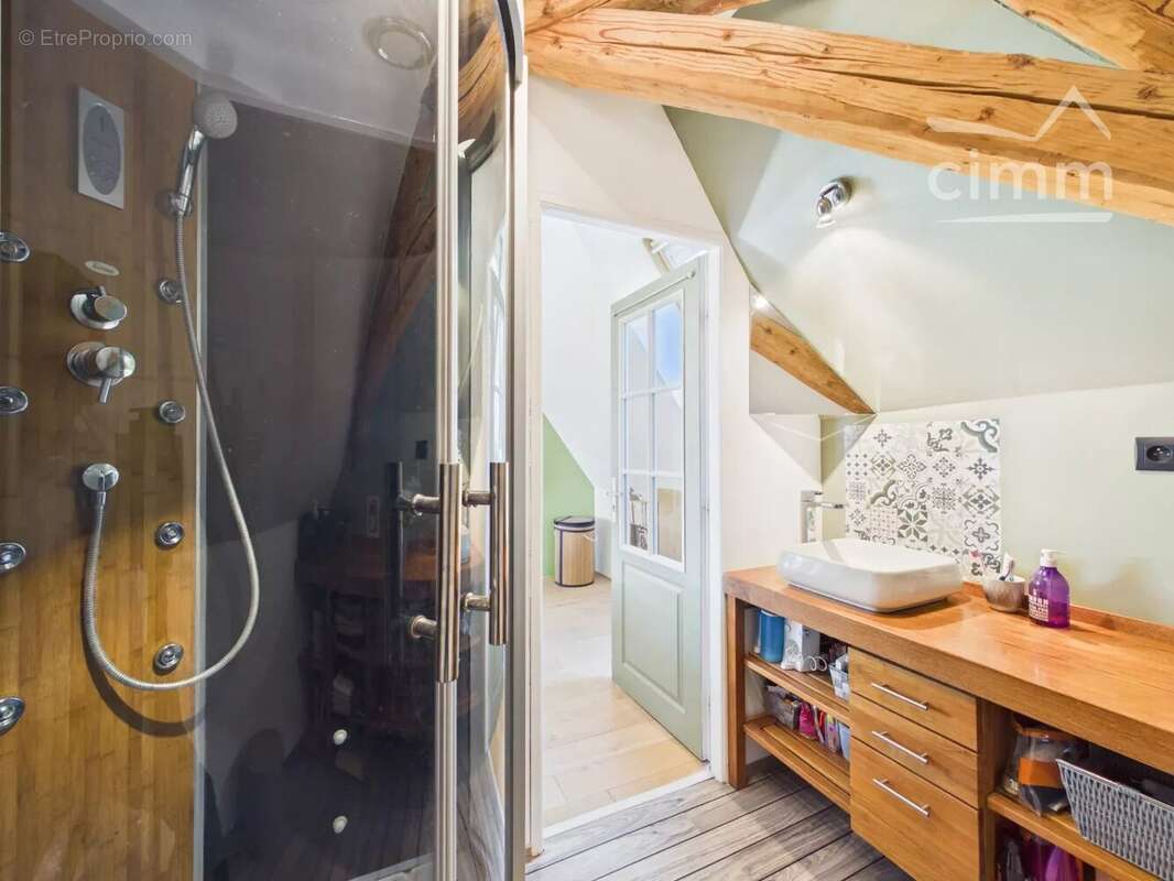 Maison à LA TERRASSE
