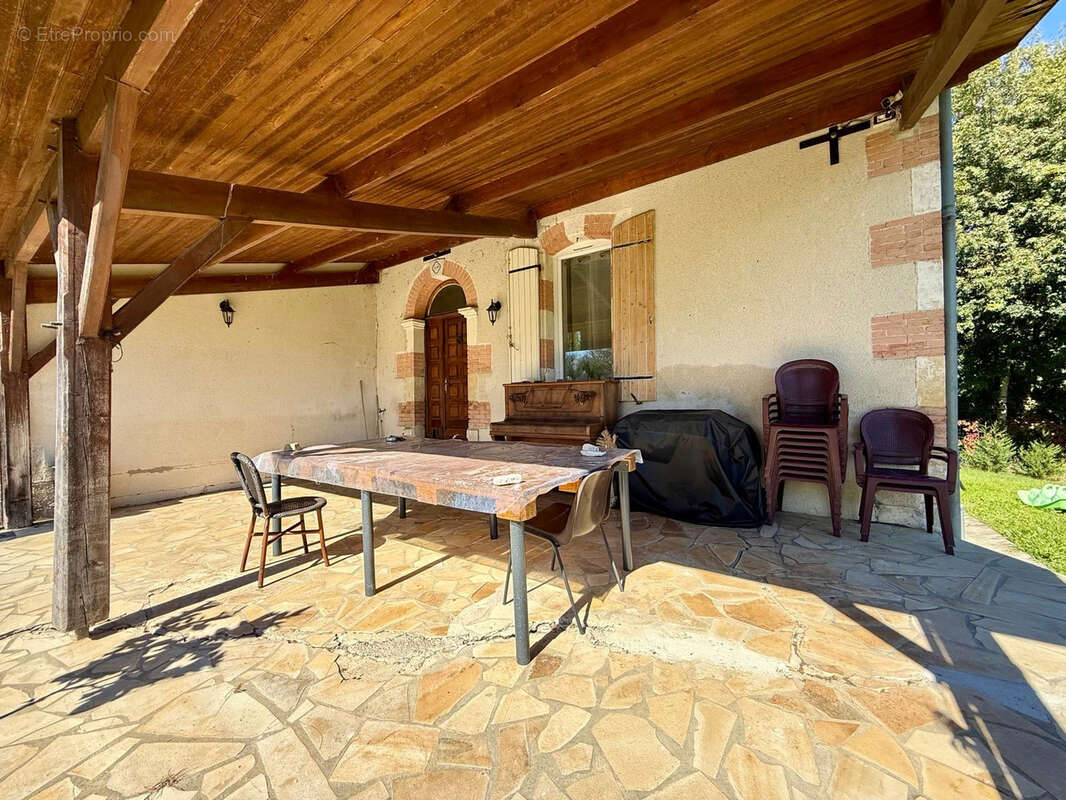 Maison à TREMONS