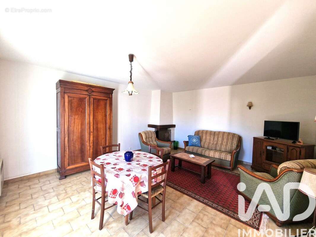 Photo 3 - Maison à SAINT-JULIEN-DES-LANDES