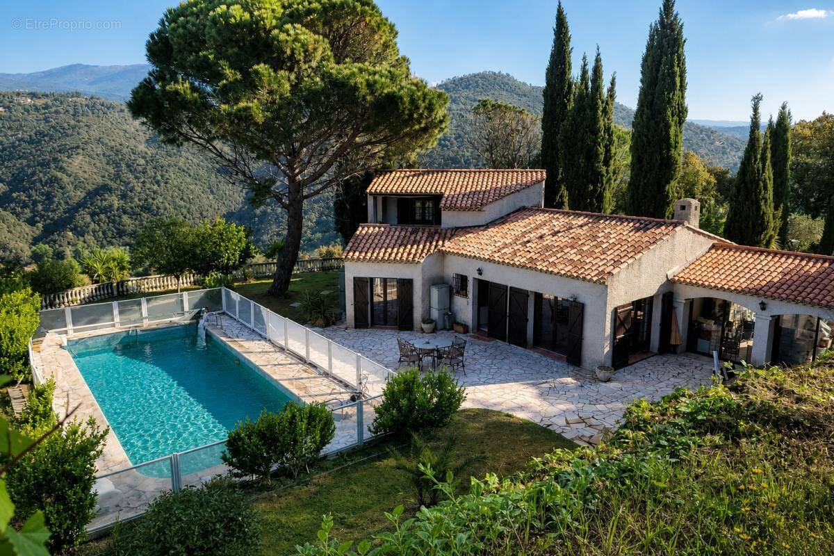 Maison à AURIBEAU-SUR-SIAGNE