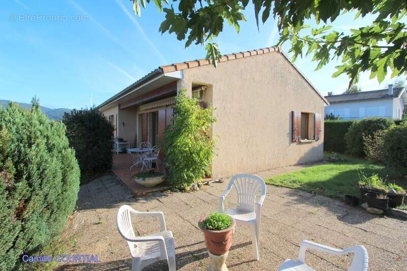 Maison à VERNOUX-EN-VIVARAIS