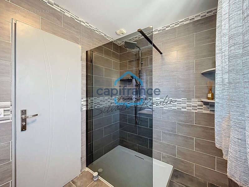 Maison à PIERRELATTE