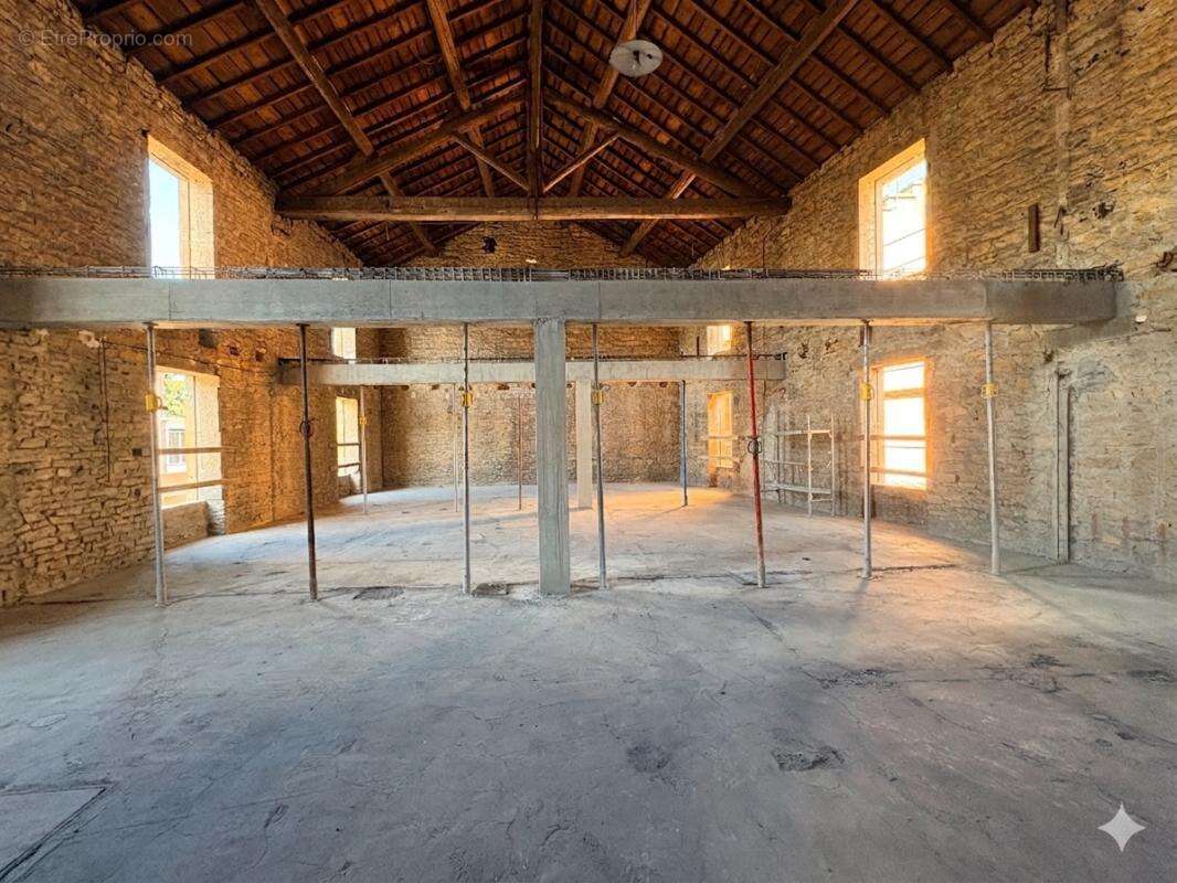 Appartement à VILLEFRANCHE-SUR-SAONE