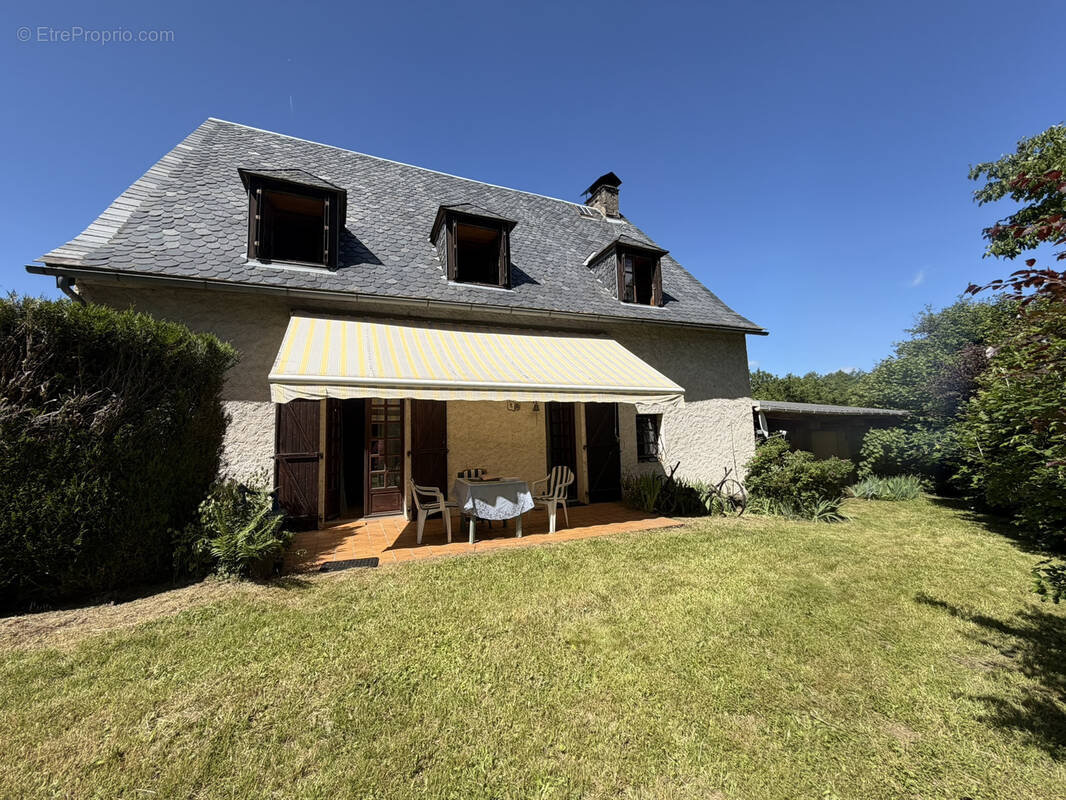 Maison en Pierre 4 Chambres avec Jardin - photo 2