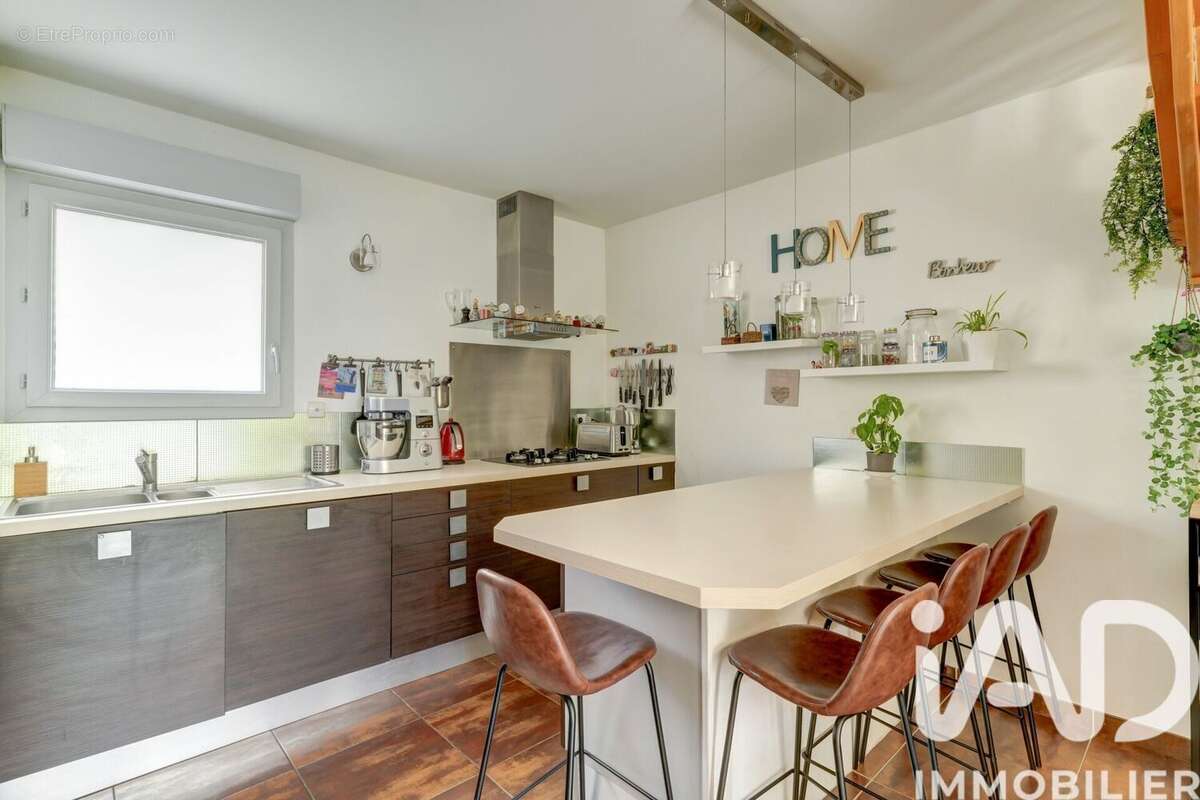 Photo 3 - Maison à CORBAS