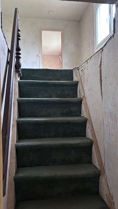 Maison à SARGE-LES-LE-MANS