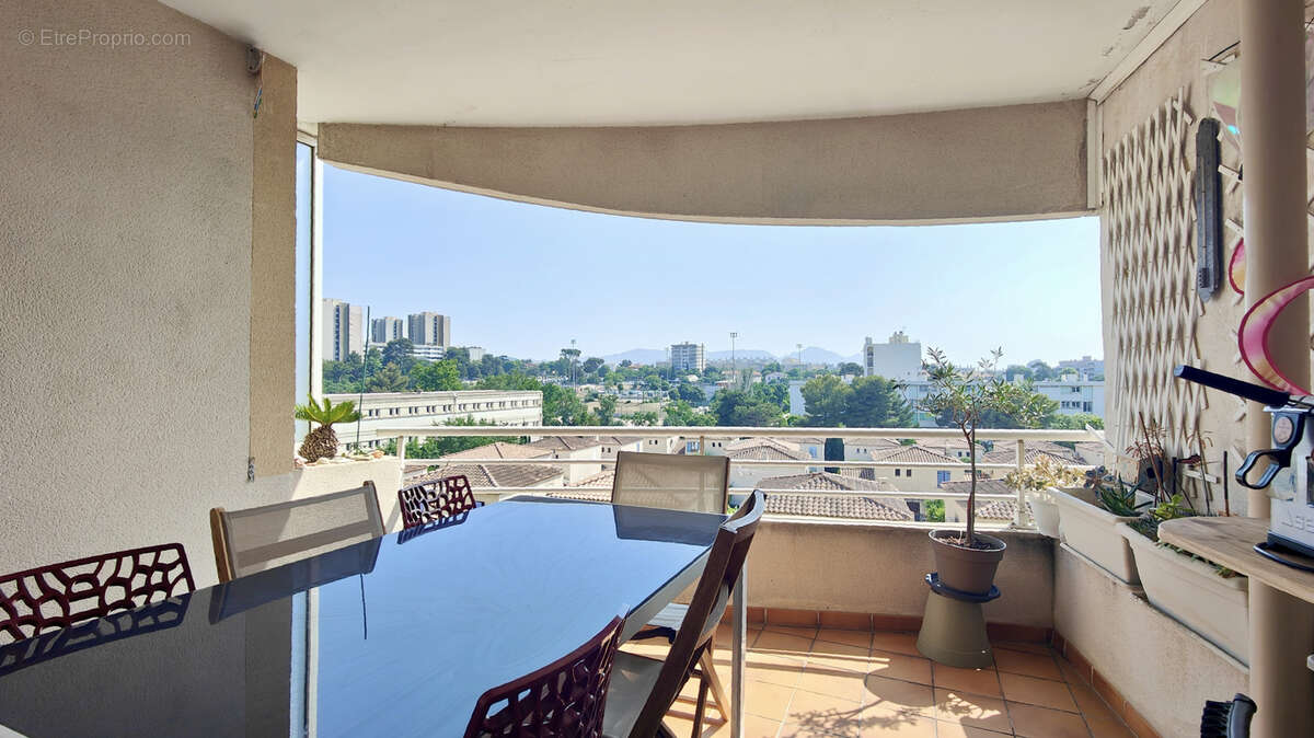 Appartement à MARSEILLE-10E