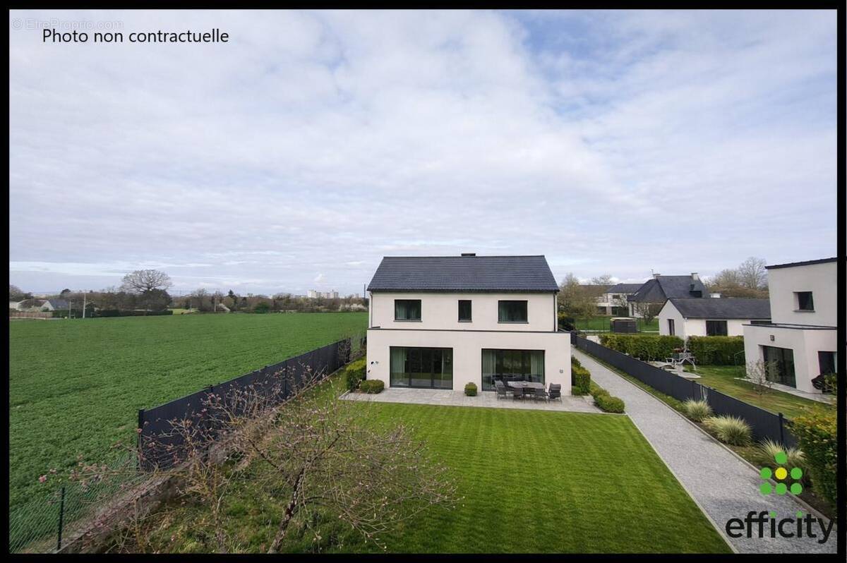 Terrain à CHANTEPIE