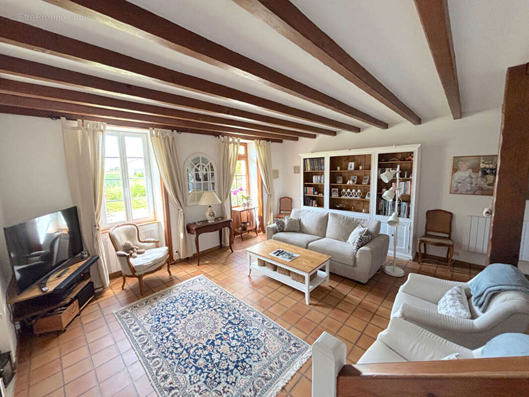 Maison à BALANZAC