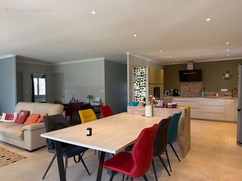 Maison à BOISSET-ET-GAUJAC