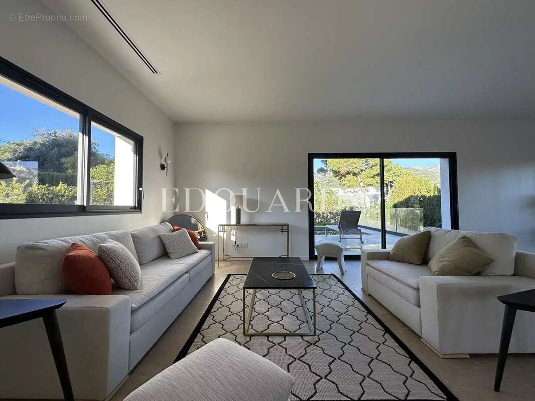 Maison à ROQUEBRUNE-CAP-MARTIN