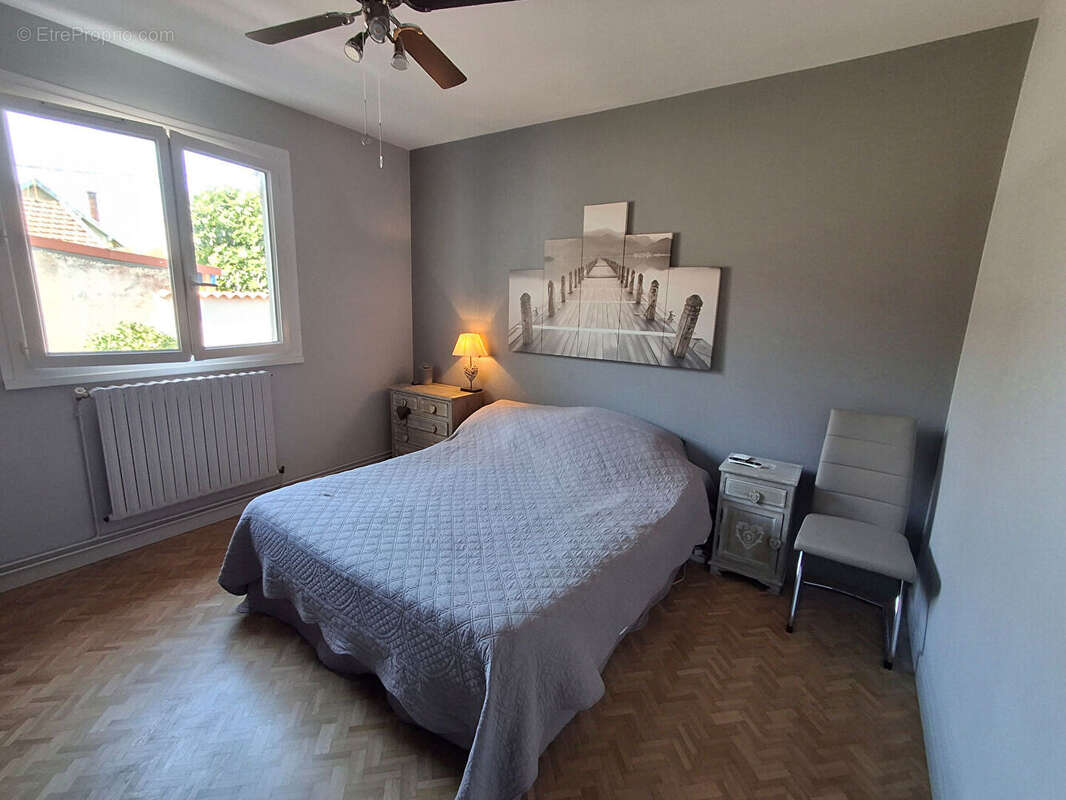 Châtelaillon-plage ? propriété rare à la vente - photo 7