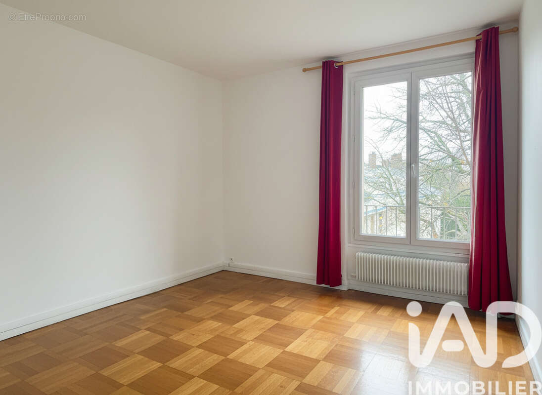 Photo 9 - Appartement à RUEIL-MALMAISON