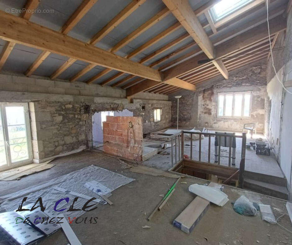 Maison à SAINT-LAURS