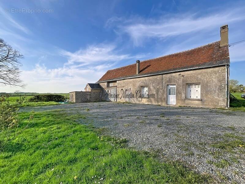 Maison à CHEMILLE-SUR-DEME