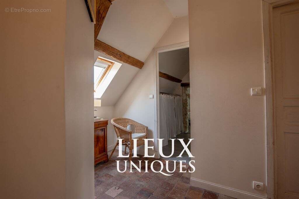 Lieux uniques ® x propriétés privées ®  ancien presbytère de 183 m² terrain de 183 m² - cloyes (41) - photo 25