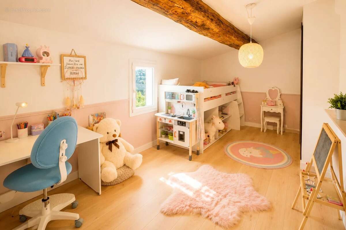 Exclusivité – Maison T7 de 217 m² avec double garage sur 1 794 m² à Combaillaux, à 5 minutes de Saint-Gély-du-Fesc - photo 19