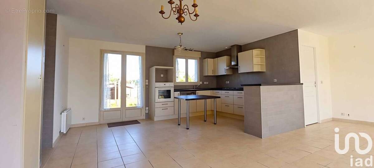 Photo 7 - Maison à MAUZE-SUR-LE-MIGNON