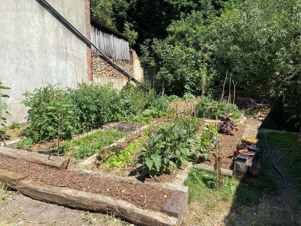 Maison à VILLIERS-SAINT-BENOIT