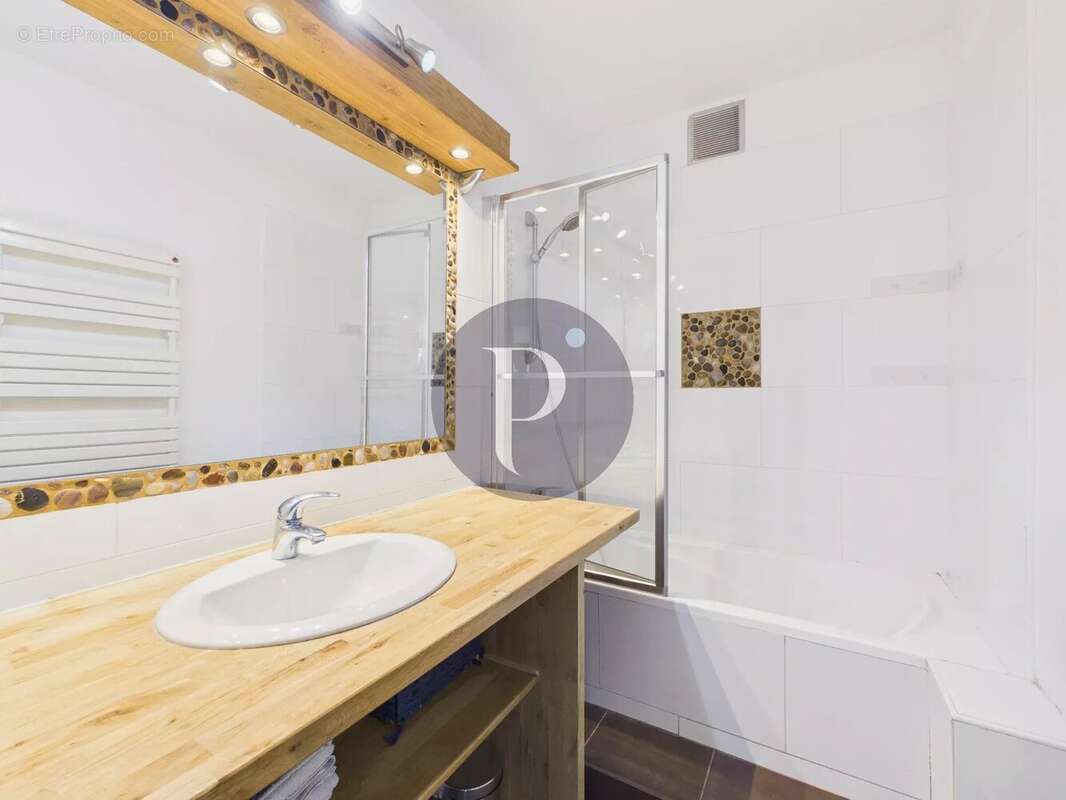 Appartement à VERRIERES-LE-BUISSON