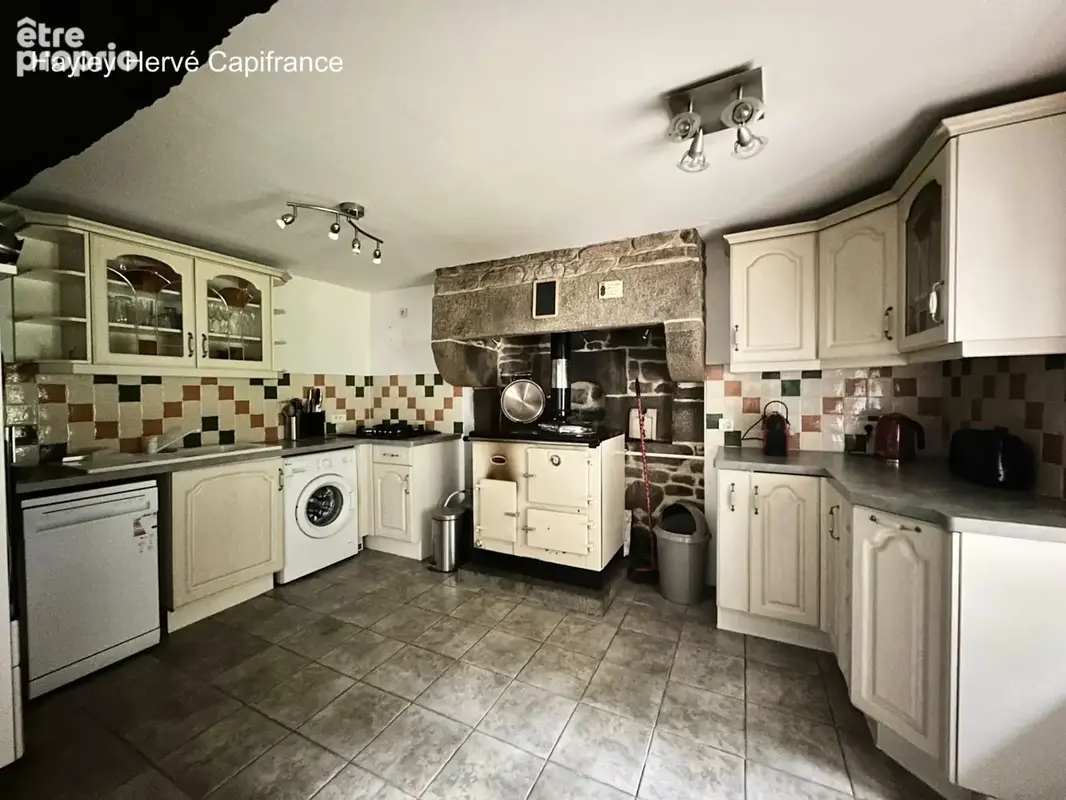 Propriété à vendre Proche Vire Calvados  (14) avec deux maisons d'habitation sur un terrain de 9 Hectares - Propriété équestre / - photo 16