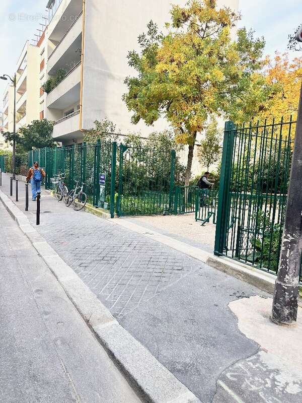 Appartement à PARIS-11E