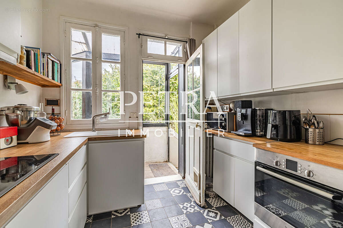 Maison à L&#039;HAY-LES-ROSES