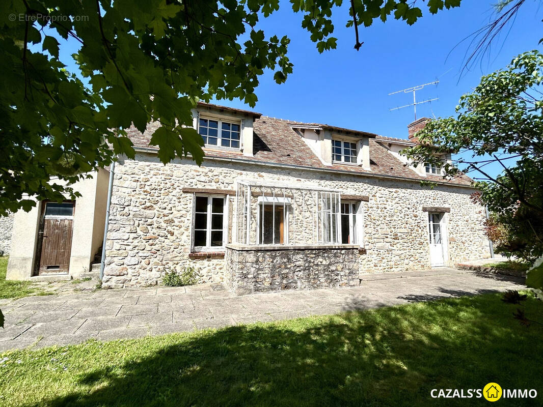 Maison à CELY