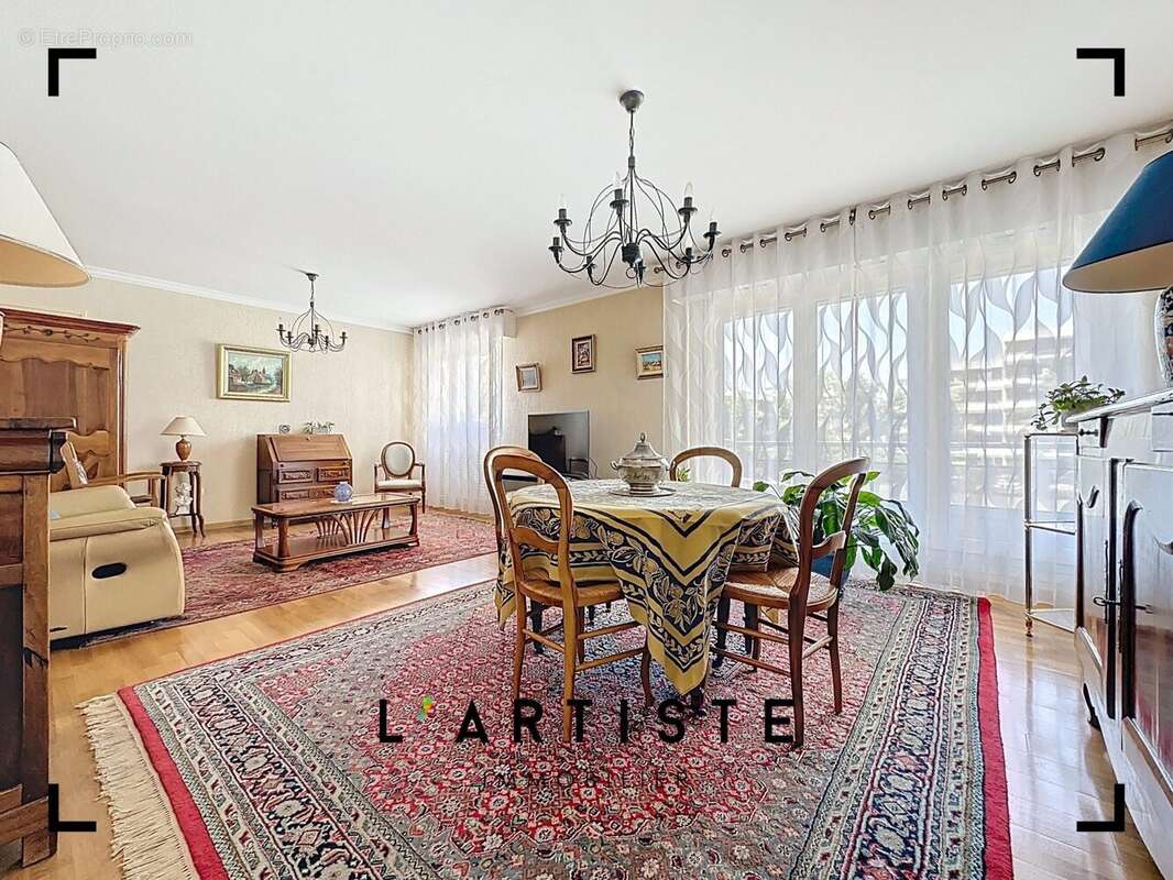 Appartement à SOTTEVILLE-LES-ROUEN