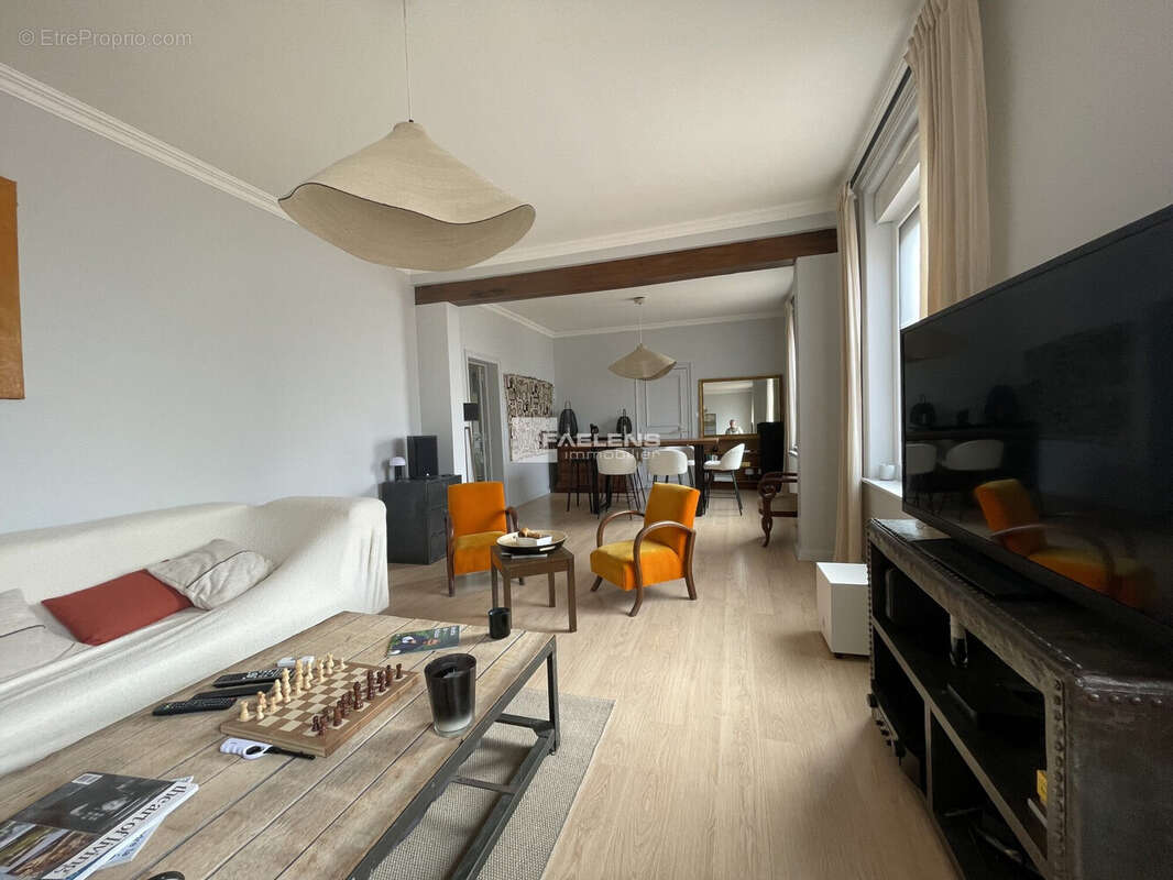 Maison 250 m² à Chereng  - photo 2