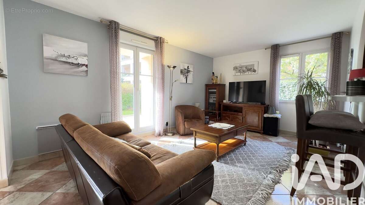 Photo 2 - Appartement à ELANCOURT