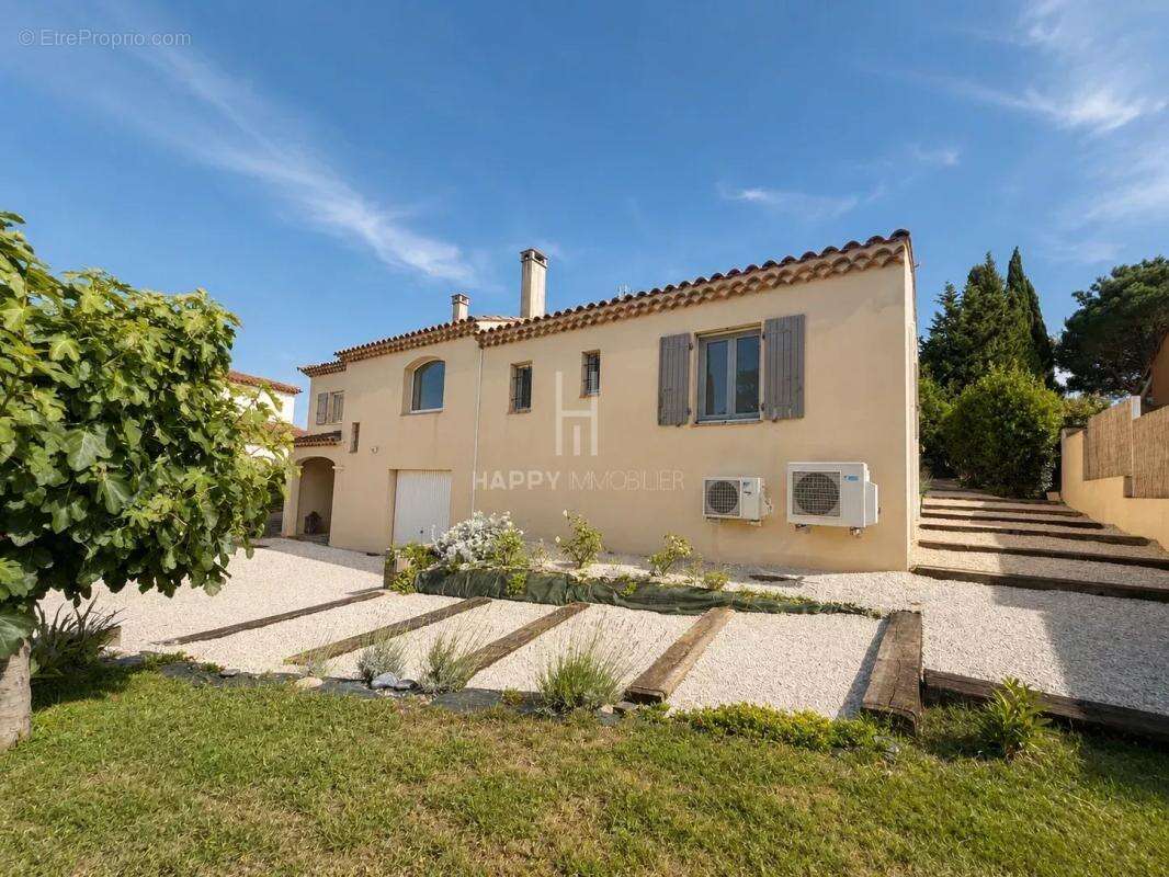 Maison à MAUSSANE-LES-ALPILLES