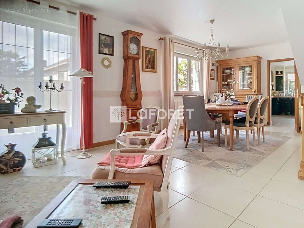 Maison à CAUDEBEC-LES-ELBEUF