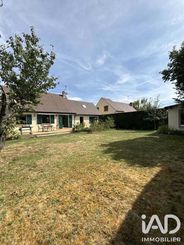 Maison 171 m² à Le Meux  - photo 8