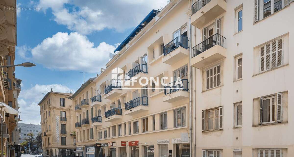 Nice rue parmentier studio 28m2 en rdc a renover + cave - photo 9