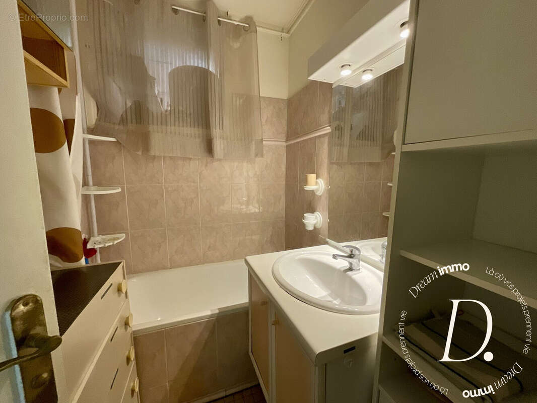 Appartement à HYERES