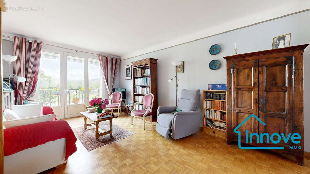 Appartement 67 m² à Versailles  - photo 3