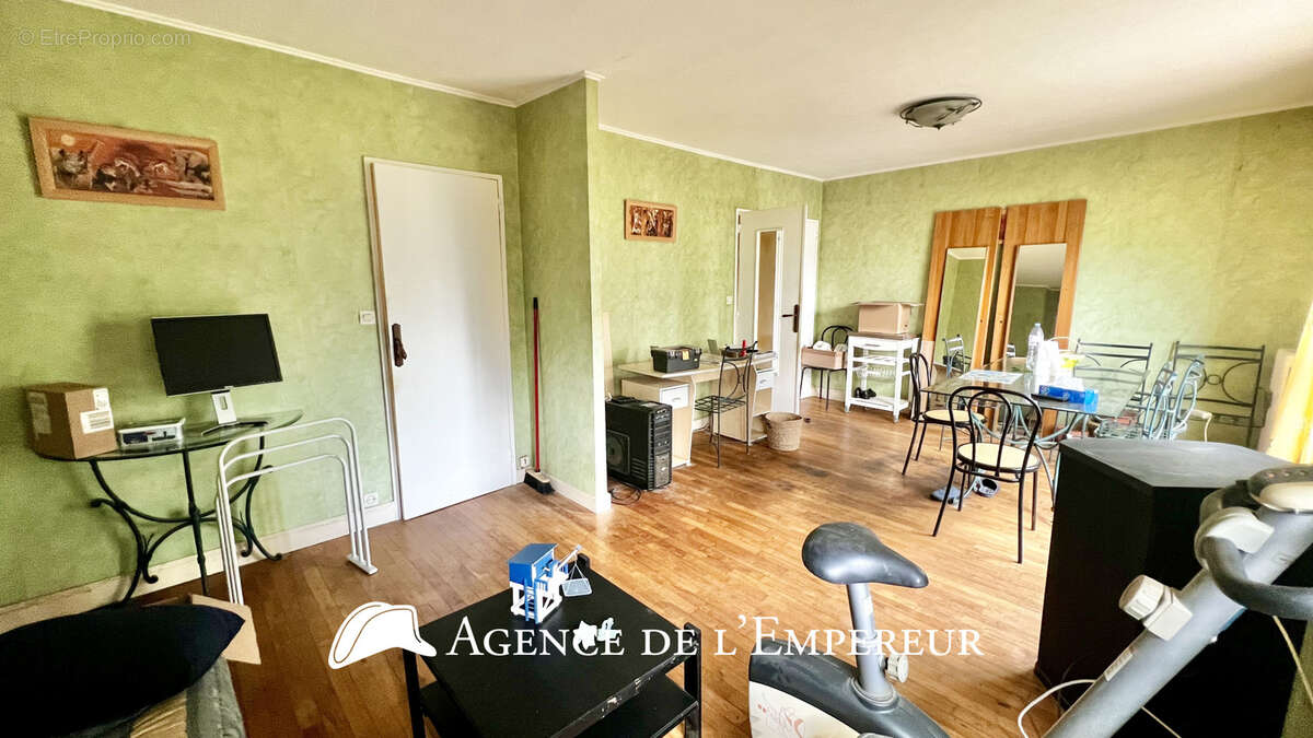 Appartement à RUEIL-MALMAISON