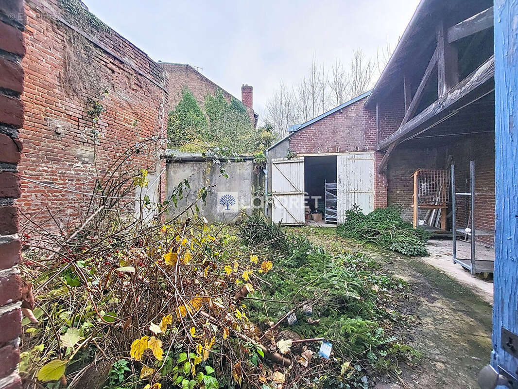 Appartement à LA FERE