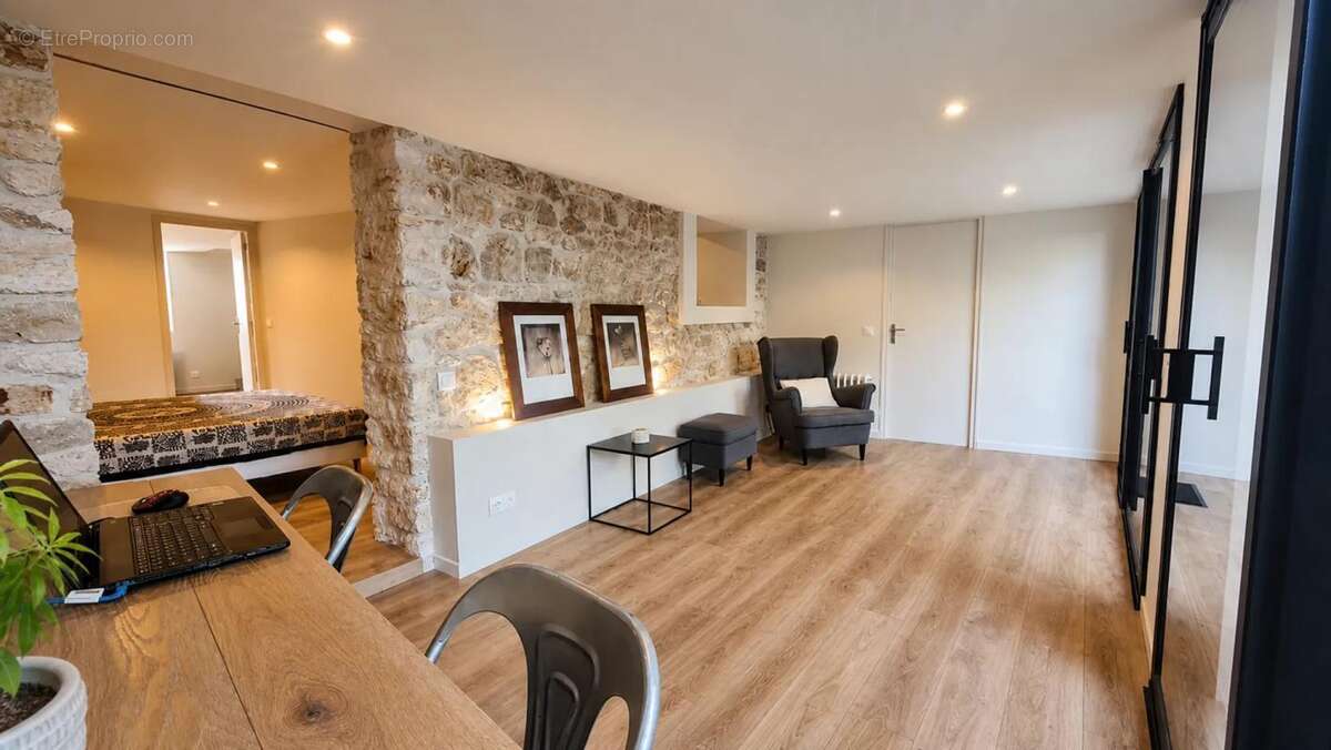 Maison de 7 pièces de 160 m² à Albi - photo 9