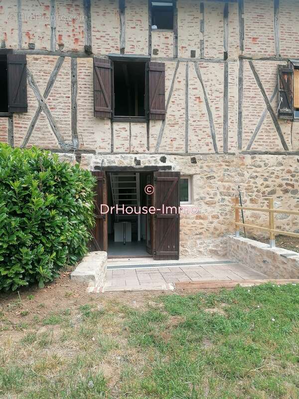 Maison à SAINT-CERE