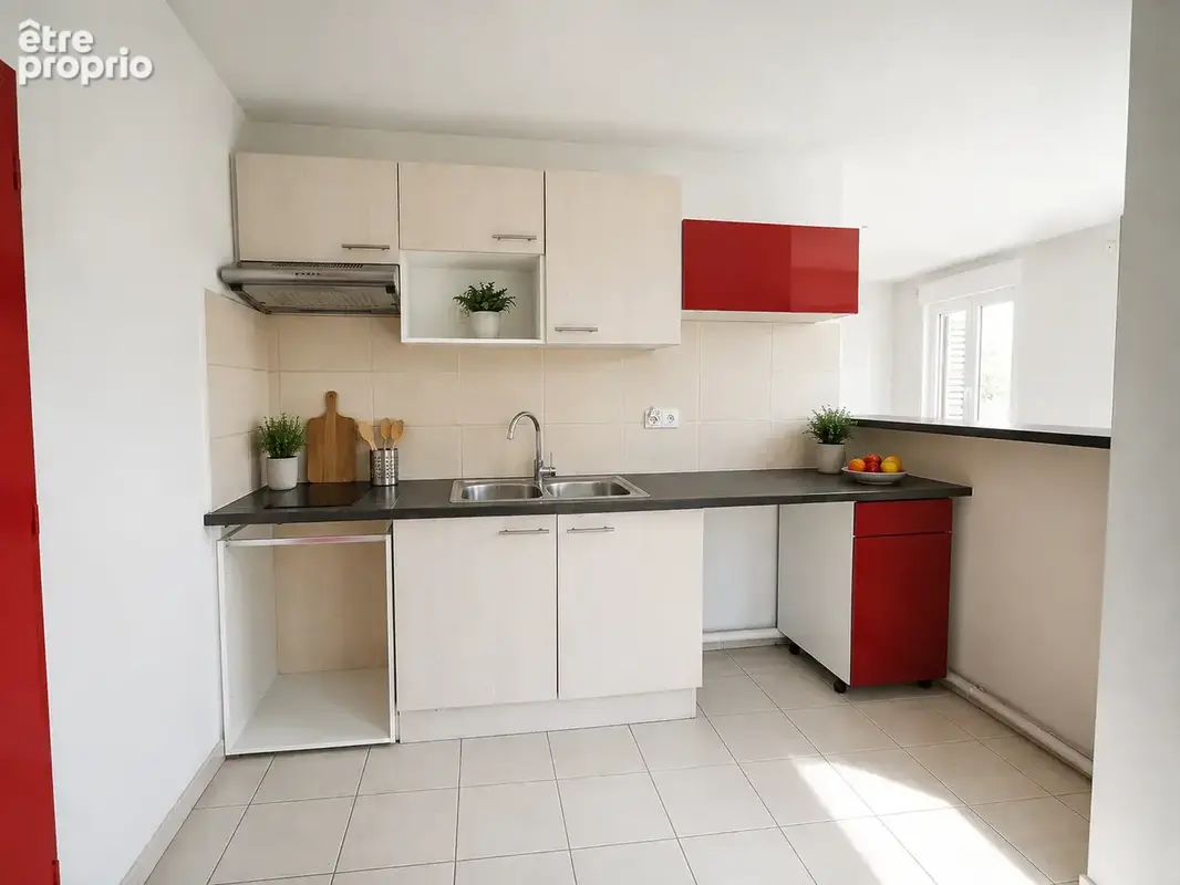 Appartement traversant T5 avec terrasse et 3 parkings - photo 5